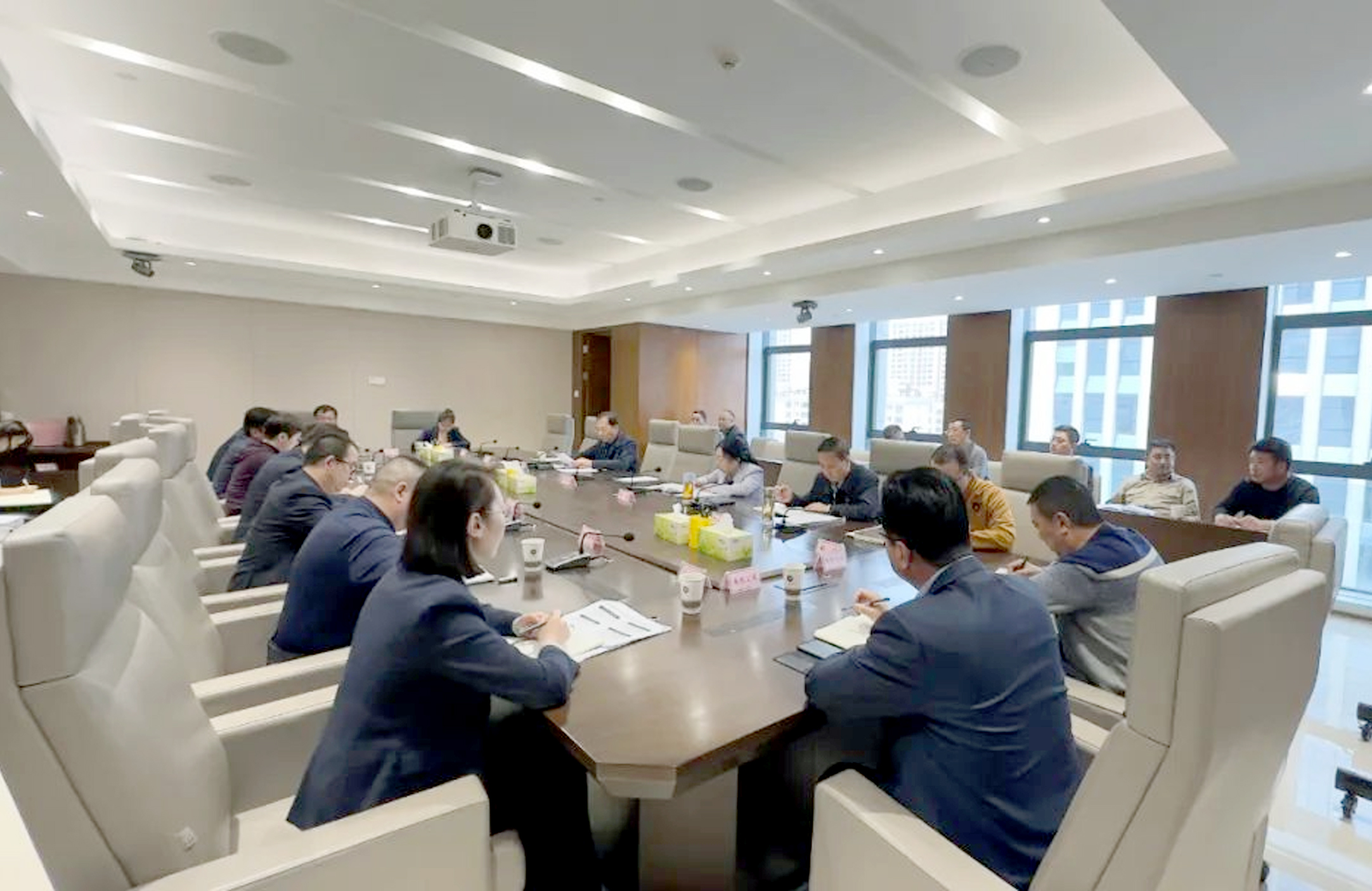 华体会买球官网(中国)有限公司召开国有企业改革深化提升行动动员部署会议